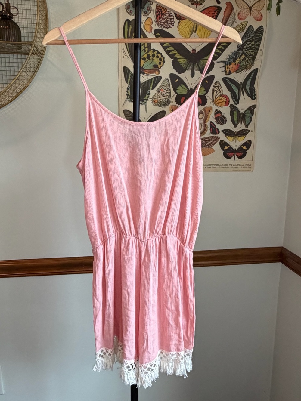 Style Rack Pink Lace-Trim Romper - Picture 2 of 5